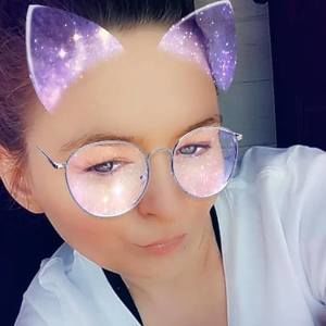 Meet your Posher, April